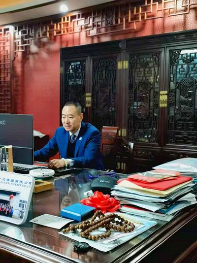 2.负责人照片.jpg